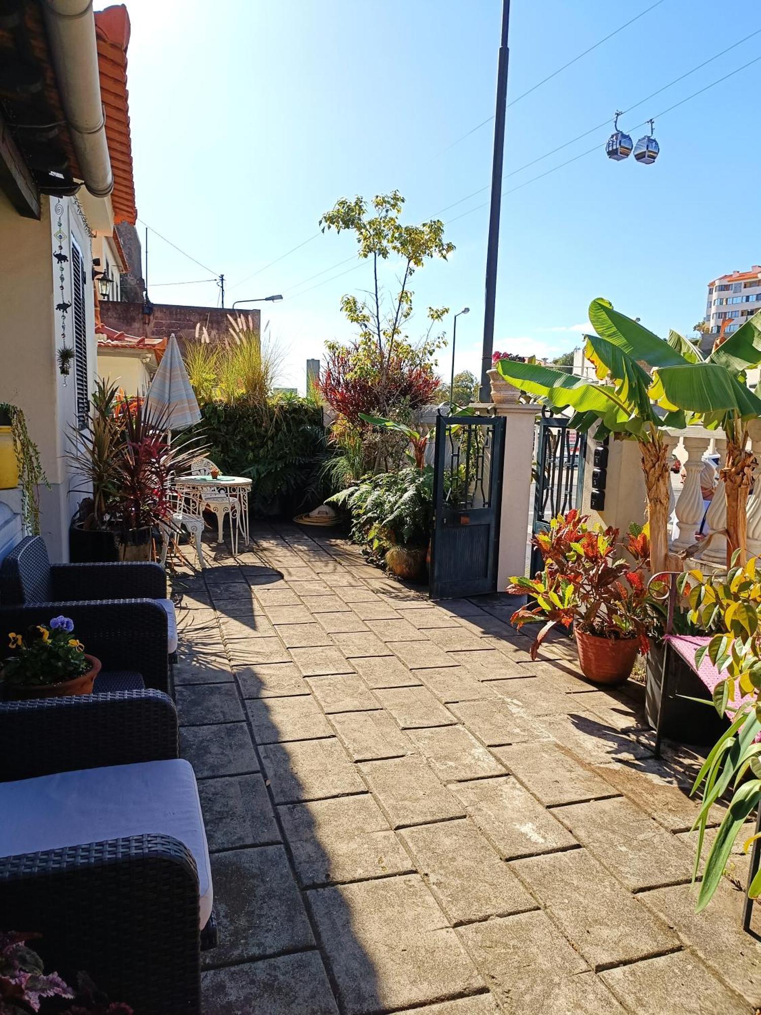 Home & Flower - Private Bedrooms Funchal 外观 照片