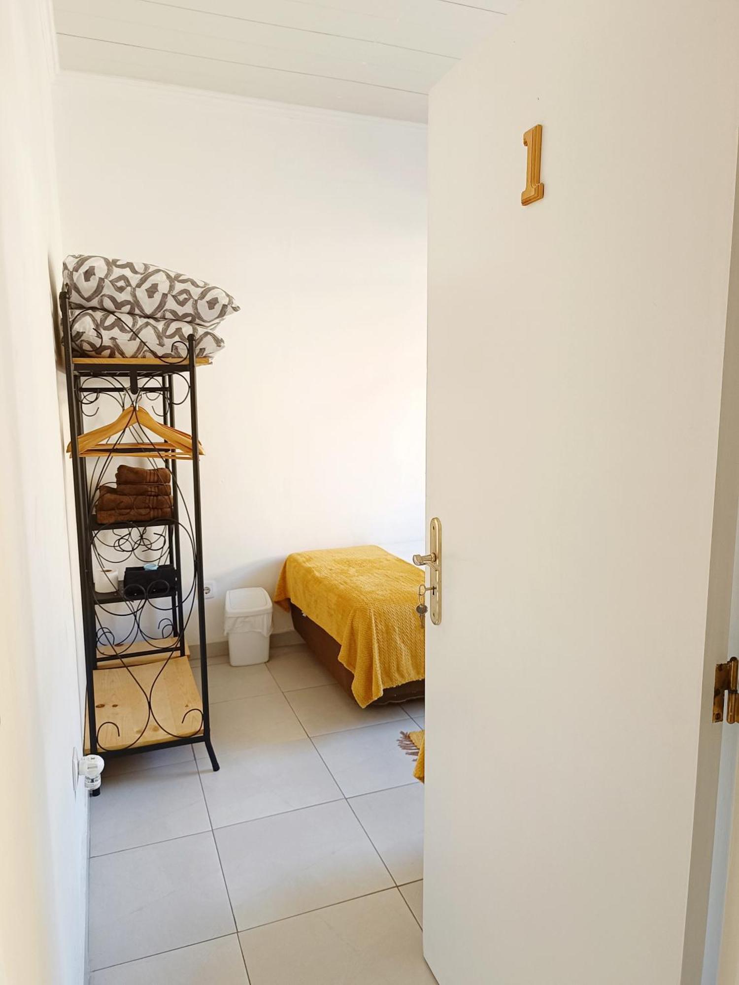 Home & Flower - Private Bedrooms Funchal 外观 照片