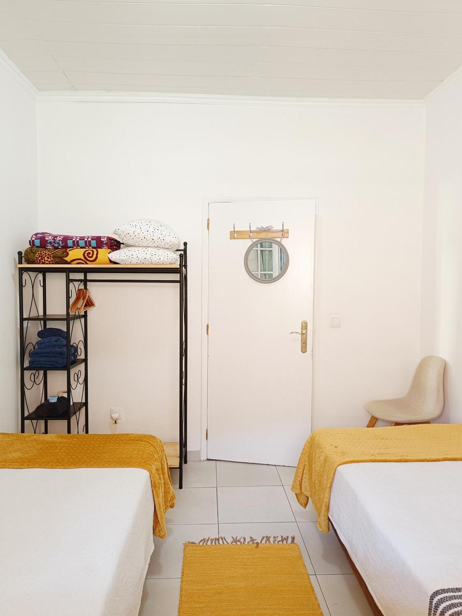 Home & Flower - Private Bedrooms Funchal 客房 照片