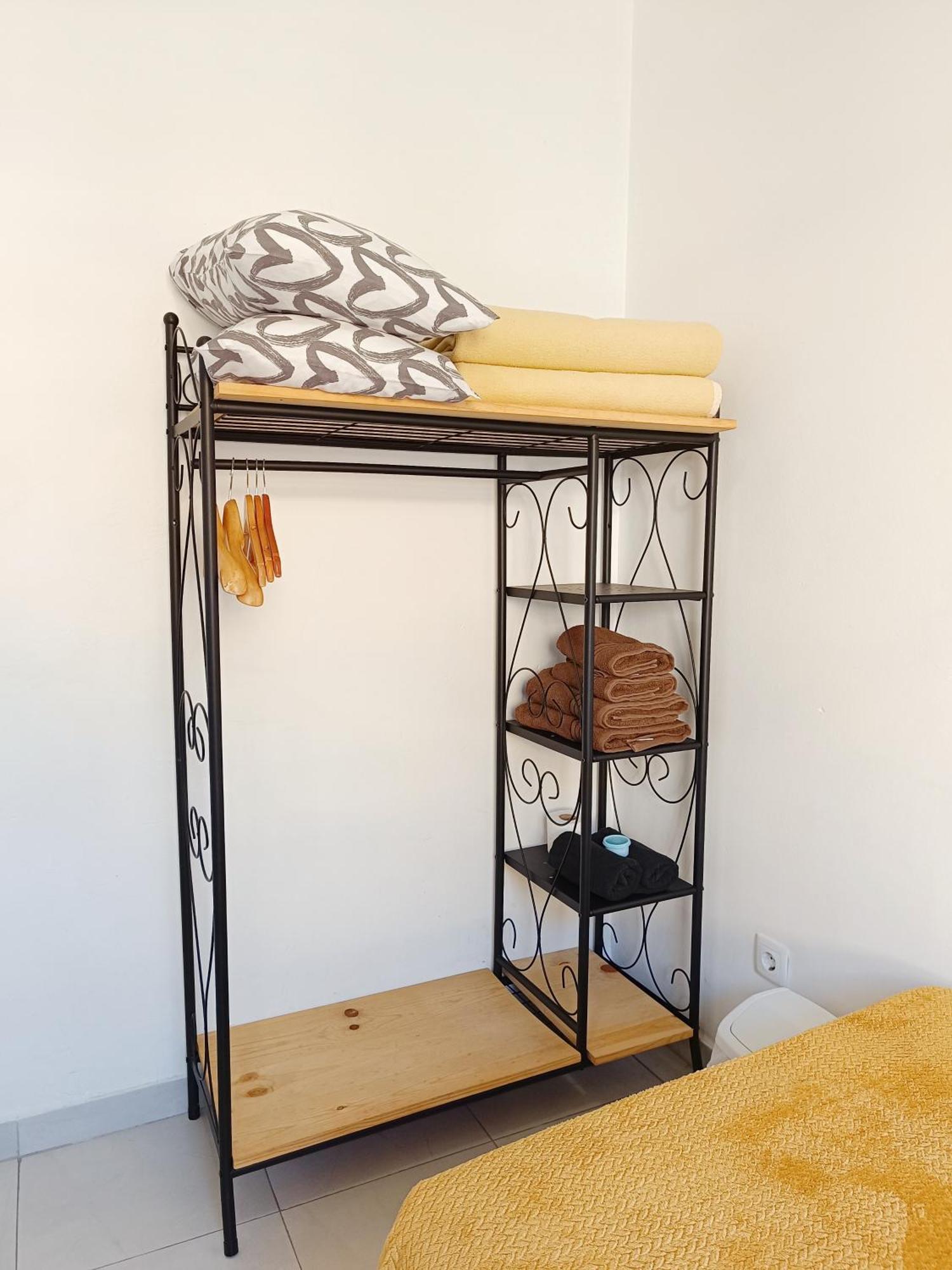 Home & Flower - Private Bedrooms Funchal 客房 照片